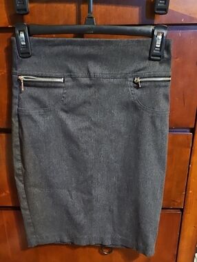 1 Joe Benbasset Dark Gray Pencil Skirt with Zip Pocket Accents